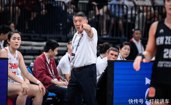 开云体育-TES前途光明！，浓眉哥新星锐不可当表现突出比赛高潮迭起-开云体育